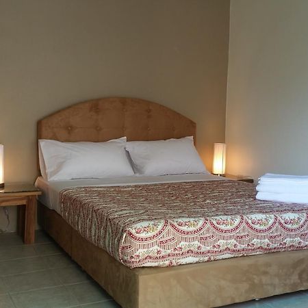 Indogee Apartments Pattaja Kültér fotó