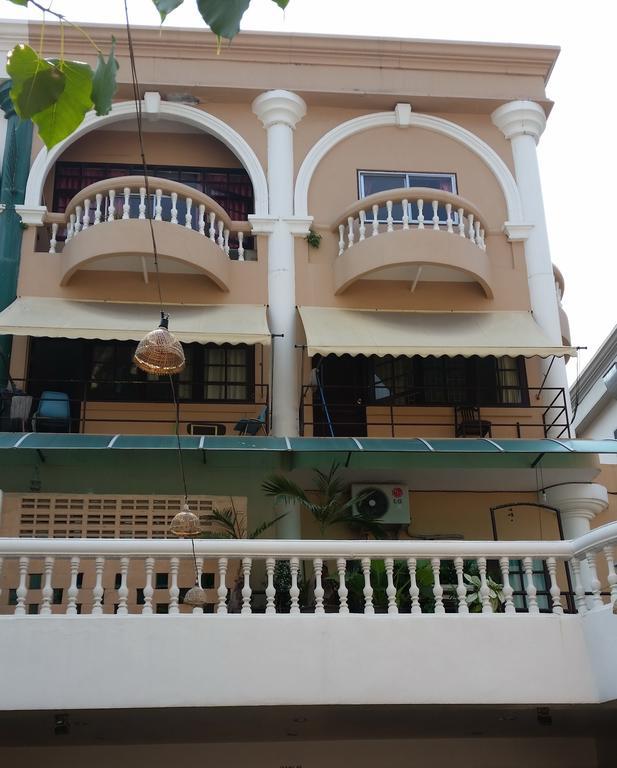 Indogee Apartments Pattaja Kültér fotó
