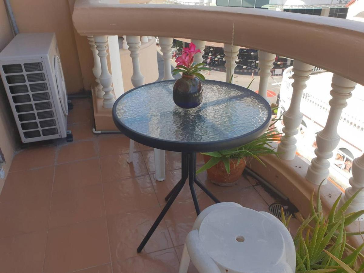 Indogee Apartments Pattaja Kültér fotó